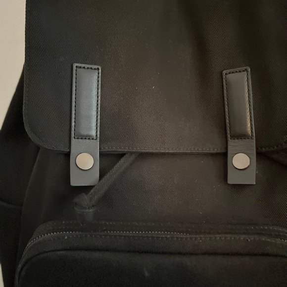❌SOLD❌Black Everlane backpack - Picture 2 of 10